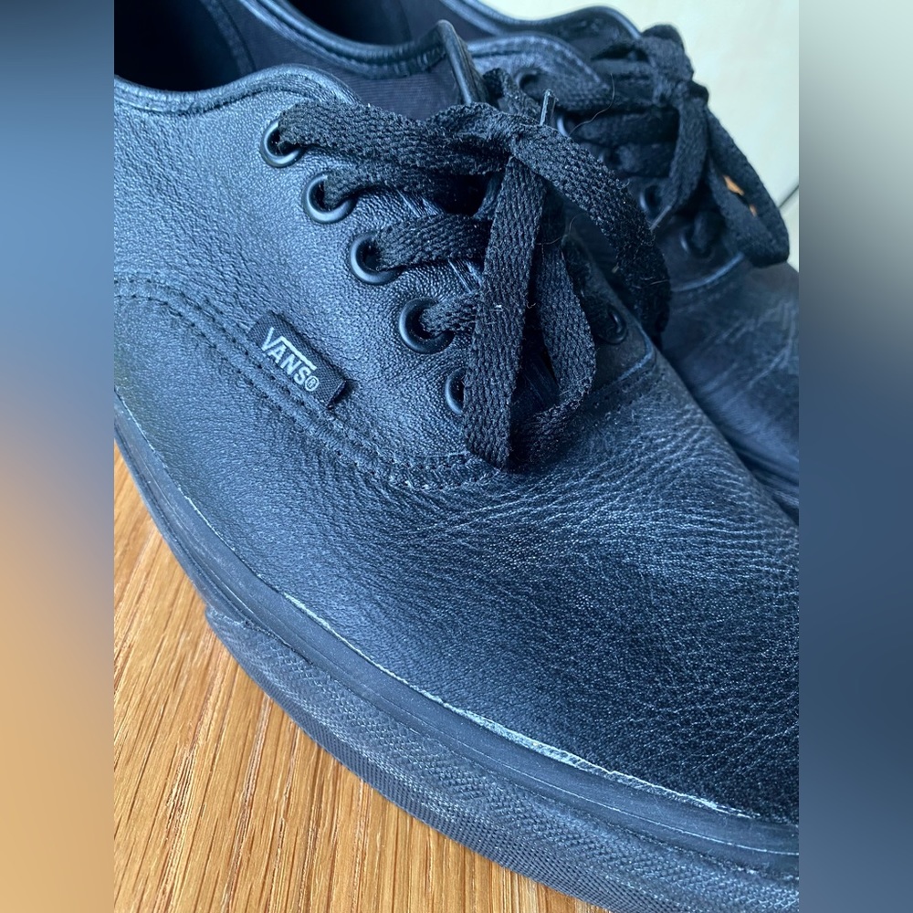 VANS - Authentic - Unisex faux leather shoe in US size 12 // good condition// - Picture 5 of 7
